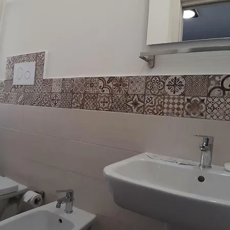 Le Due Sicilie 4* לסקארי